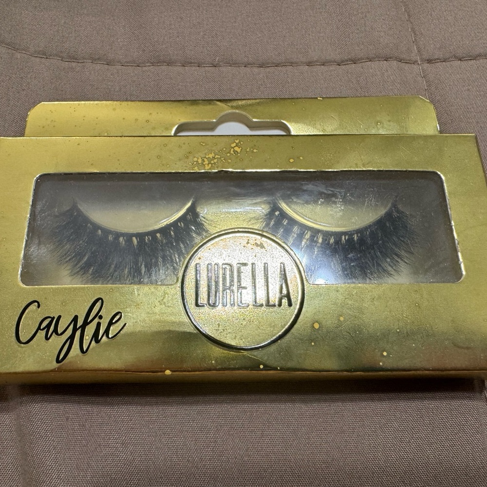 Bundle of 6 New Lurella Lashes